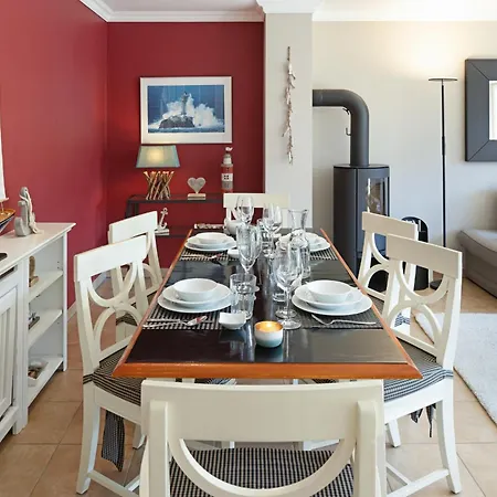 Haukes Hues Дом отдыха Лист